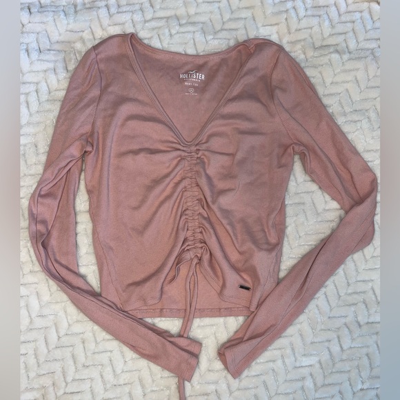 Hollister fall and winter tee long sleeve top bundle size medium - Picture 1 of 5